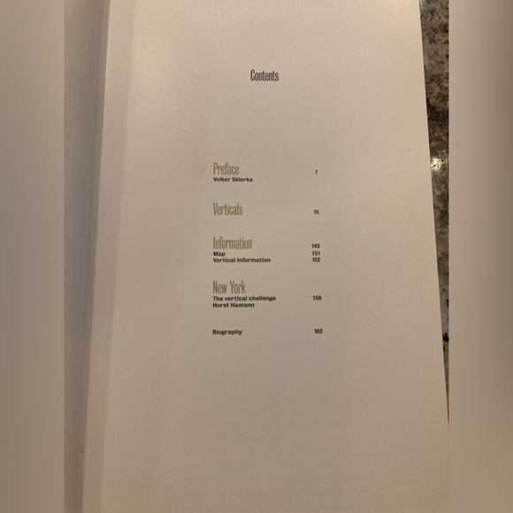 New York Vertical Book - Picture 4 of 6